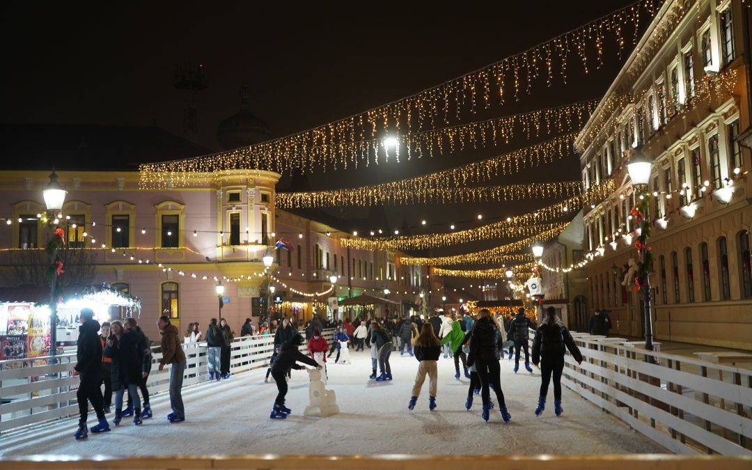 Otvoreno klizalište na staroj novoj lokaciji u Vinkovcima