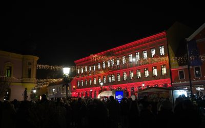 KONCERT S GIMNAZIJE Oko 80 učenika i 20 nastavnika još jednom za pamćenje