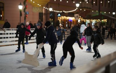 Klizalište zvijezda Adventa u Vinkovcima